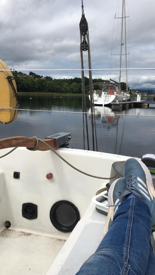 Yacht Highwayman Hotel South Kessock Exterior photo